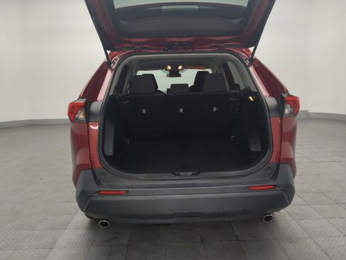 Used 2021 Toyota RAV4 LE AWD/4WD image 29