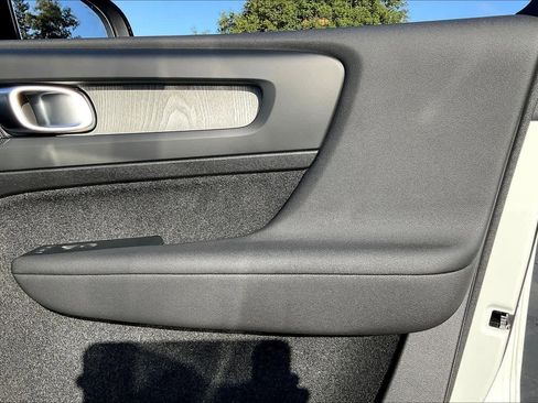 New 2026 Volvo XC40 B5 Core w/ Climate Package image 30