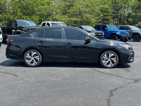 Used 2023 Subaru Legacy Premium AWD/4WD image 2