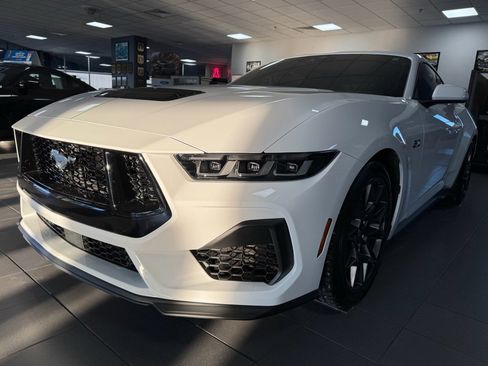 Used 2024 Ford Mustang GT Premium w/ GT Performance Package image 11