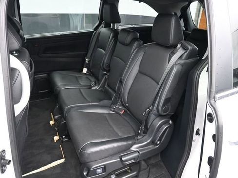 Used 2023 Honda Odyssey Touring image 12