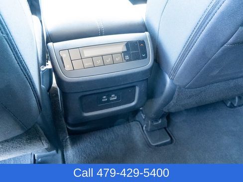 Used 2025 Nissan Pathfinder SV FWD image 35