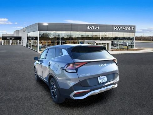 Used 2023 Kia Sportage EX FWD image 5