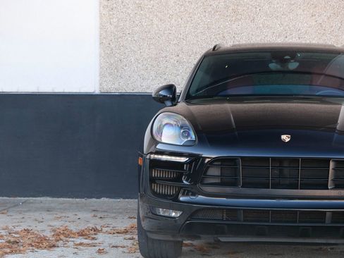 Used 2017 Porsche Macan GTS w/ Premium Package Plus image 3