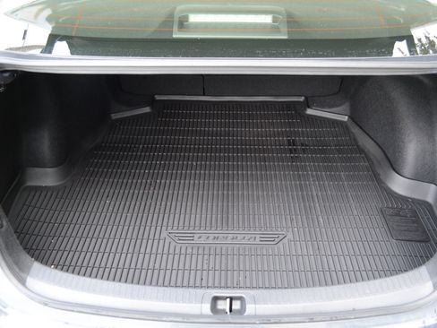 Used 2024 Toyota Corolla LE w/ LE Convenience Package image 15