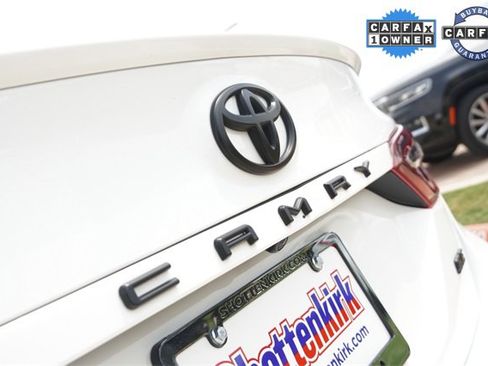 Used 2024 Toyota Camry SE image 10