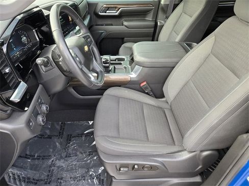Used 2023 Chevrolet Silverado 1500 LT image 10