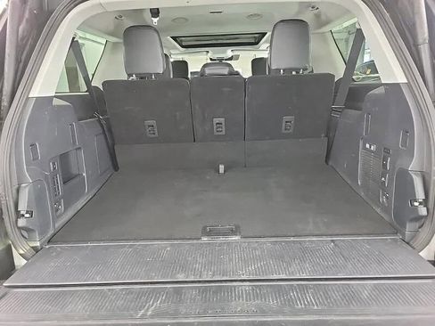 Used 2025 Ford Expedition Max Platinum AWD/4WD image 14