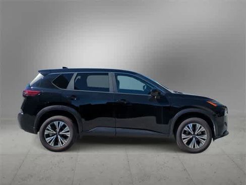 Used 2023 Nissan Rogue SV image 9