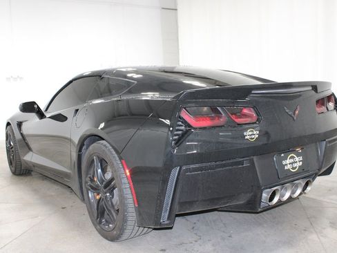Used 2016 Chevrolet Corvette Stingray Coupe w/ Carbon Flash Badge Package RWD image 7