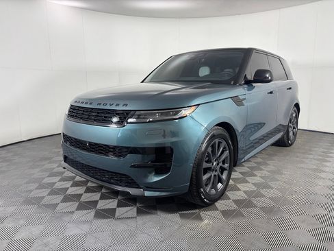 Used 2025 Land Rover Range Rover Sport Dynamic SE AWD/4WD image 4