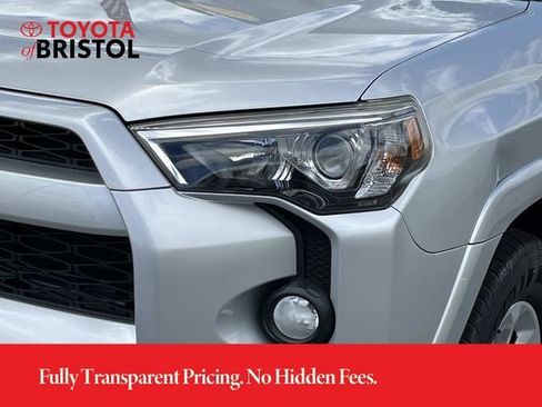 Used 2015 Toyota 4Runner SR5 Premium AWD/4WD image 10