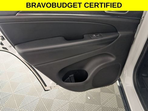 Used 2018 Jeep Grand Cherokee Limited AWD/4WD image 27