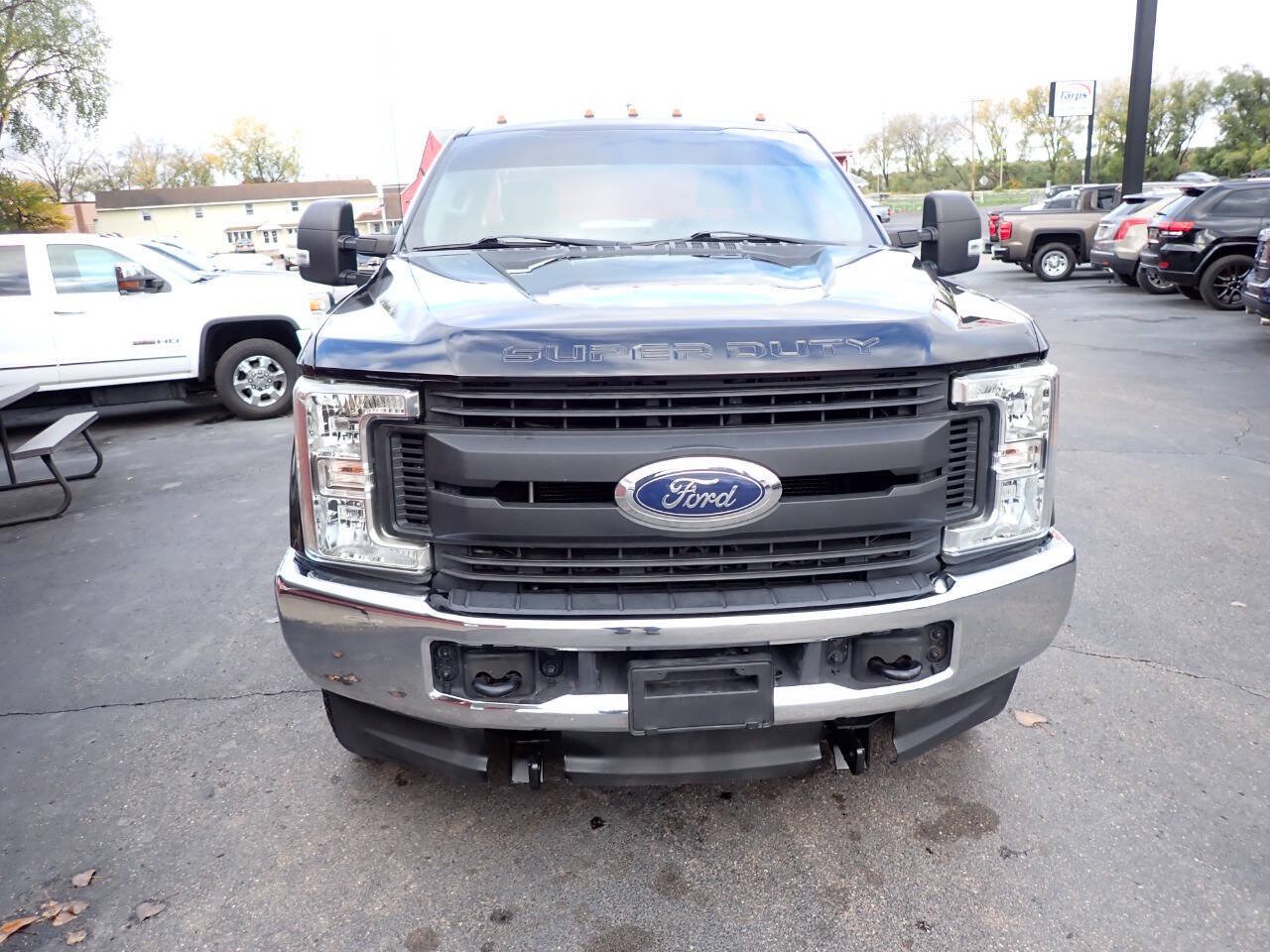 Used 2017 Ford F350 XL AWD/4WD image 2
