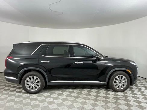 Used 2024 Hyundai Palisade SEL image 2