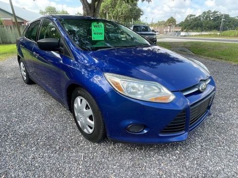 Used 2012 Ford Focus S FWD image 1