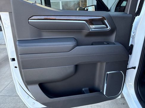 New 2026 GMC Sierra 1500 Elevation image 33