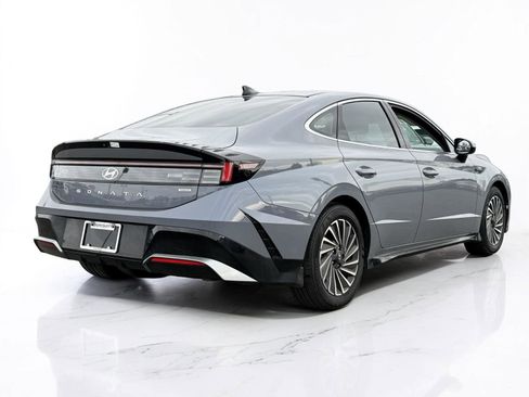 Certified 2025 Hyundai Sonata SEL image 3