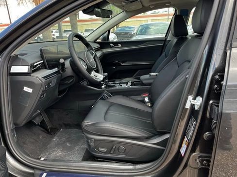 New 2025 Kia K5 EX FWD image 16