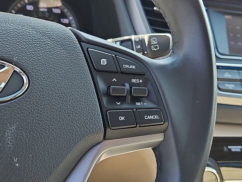 Used 2017 Hyundai Tucson Sport w/ Cargo Package AWD/4WD image 20