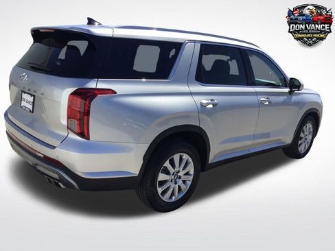 Used 2024 Hyundai Palisade SEL FWD image 5