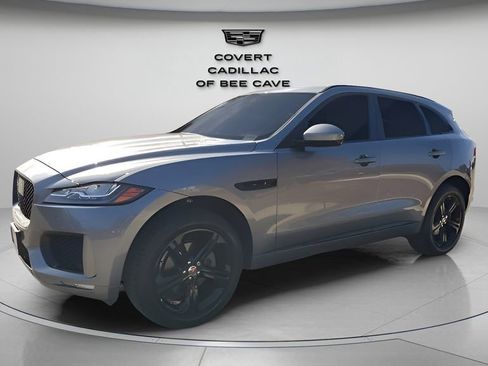 Used 2020 Jaguar F-PACE Checkered Flag image 3