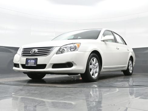 Used 2010 Toyota Avalon XL image 24