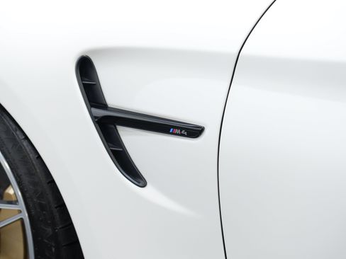 Used 2020 BMW M4 Coupe w/ Competition Package RWD image 22