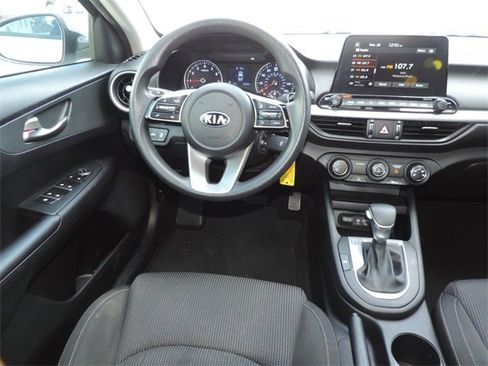 Used 2021 Kia Forte LXS image 14