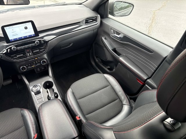 Used 2025 Ford Escape ST-Line AWD/4WD image 27