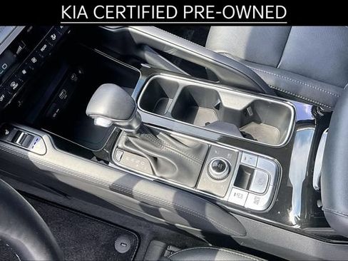 Certified 2023 Kia Telluride EX w/ EX Captain's Chair Package AWD/4WD image 13