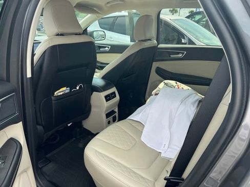 Used 2024 Ford Edge Titanium AWD/4WD image 12