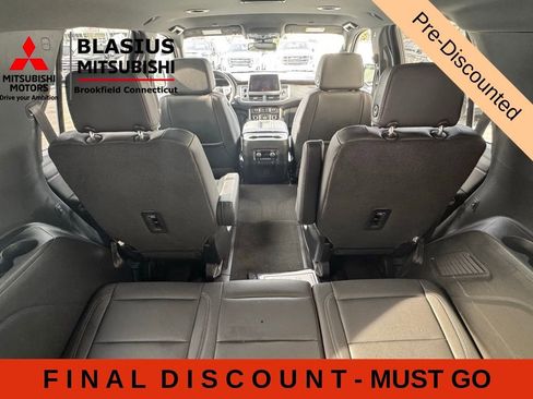 Used 2023 Chevrolet Tahoe Z71 w/ Luxury Package AWD/4WD image 16