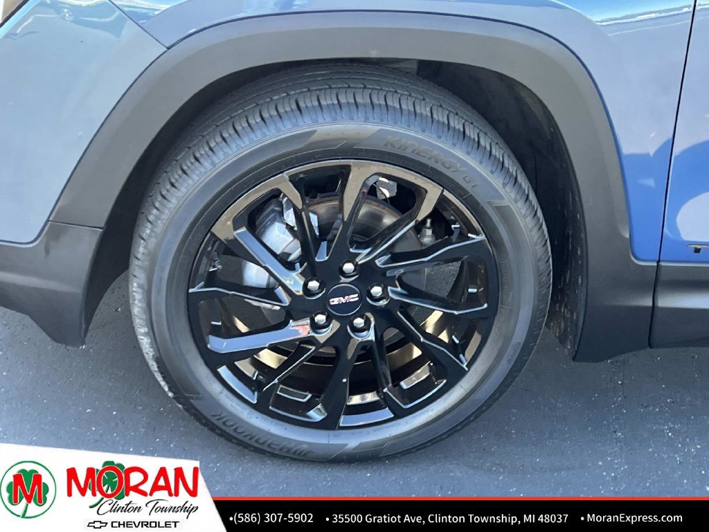 Certified 2024 GMC Terrain SLE w/ Driver Convenience Package FWD image 11