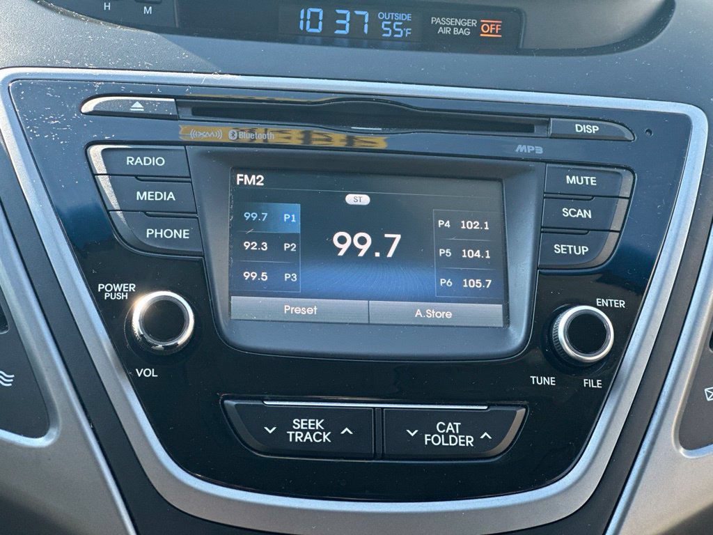 Used 2016 Hyundai Elantra SE w/ Option Group 02 FWD image 21