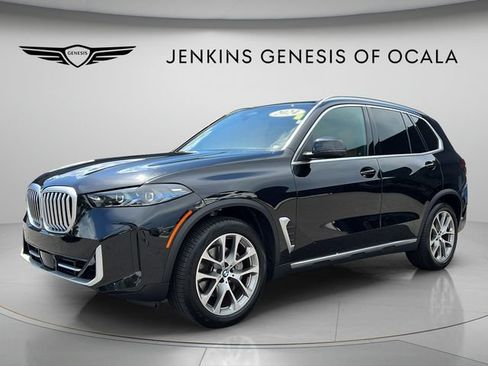 Used 2024 BMW X5 sDrive40i w/ Premium Package RWD image 3