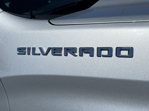 Used 2022 Chevrolet Silverado 1500 LT image 9