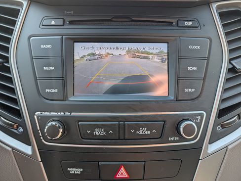 Used 2017 Hyundai Santa Fe Sport FWD image 20