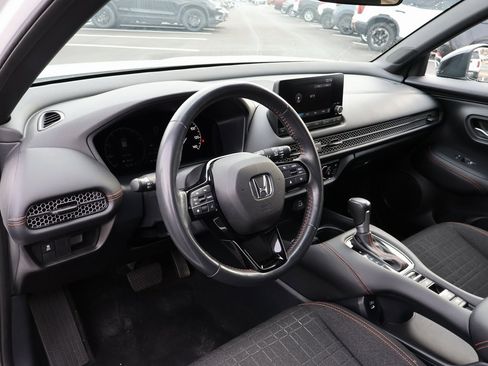 Certified 2024 Honda HR-V Sport image 16