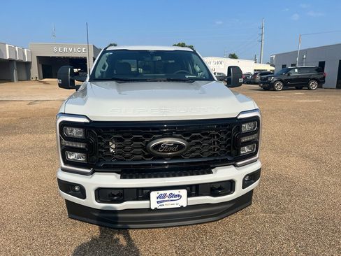 New 2026 Ford F250 XLT w/ XLT Premium Package image 8