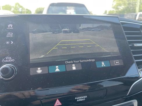 Used 2020 Honda Pilot Touring image 20
