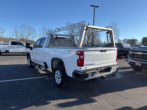 Used 2022 Chevrolet Silverado 3500 LT w/ Convenience Package image 5