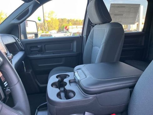 New 2026 RAM 2500 Tradesman AWD/4WD image 9