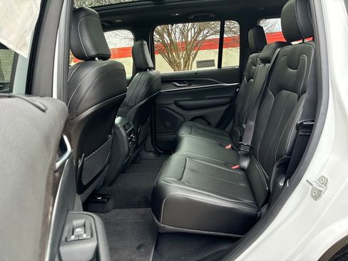 New 2025 Jeep Grand Cherokee Limited w/ Luxury Tech Group II image 26