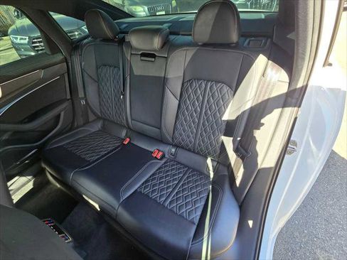 Used 2022 Audi S6 Premium Plus w/ Black Optic Package AWD/4WD image 17
