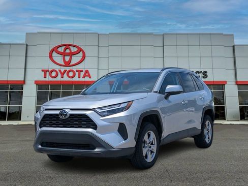 Used 2023 Toyota RAV4 XLE FWD image 1