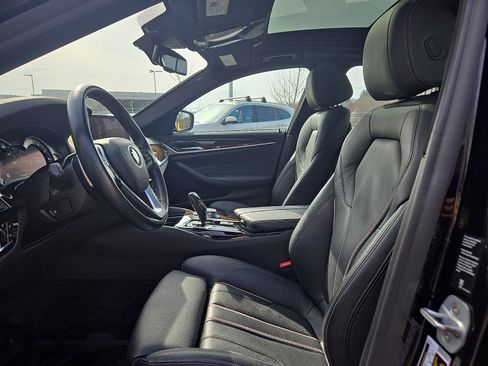 Used 2019 BMW 540i xDrive image 13
