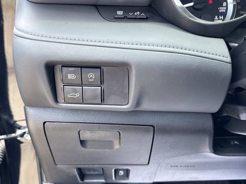 Used 2024 Toyota Highlander XSE image 27