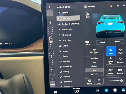 Used 2022 Tesla Model X Base image 22