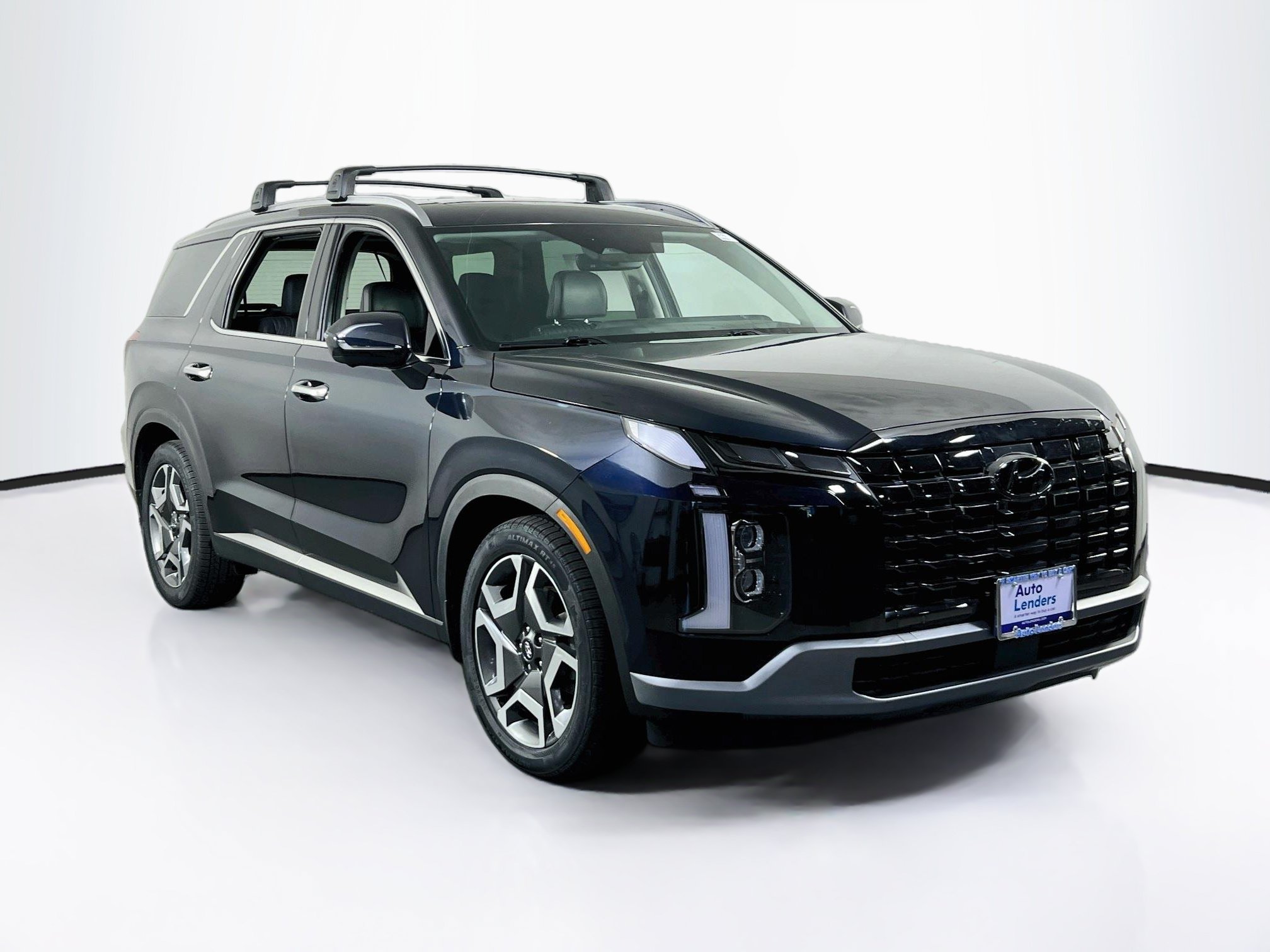 Used 2024 Hyundai Palisade Limited AWD/4WD image 3